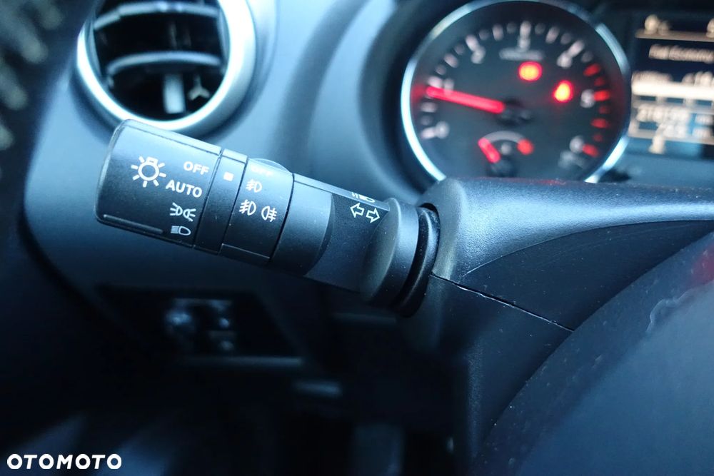 Nissan Qashqai 1.5 dCi DPF acenta - 30