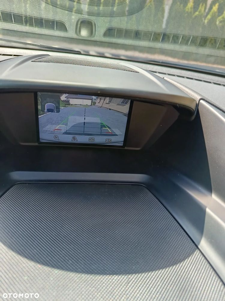 Ford Kuga 2.0 TDCi FWD Titanium - 11