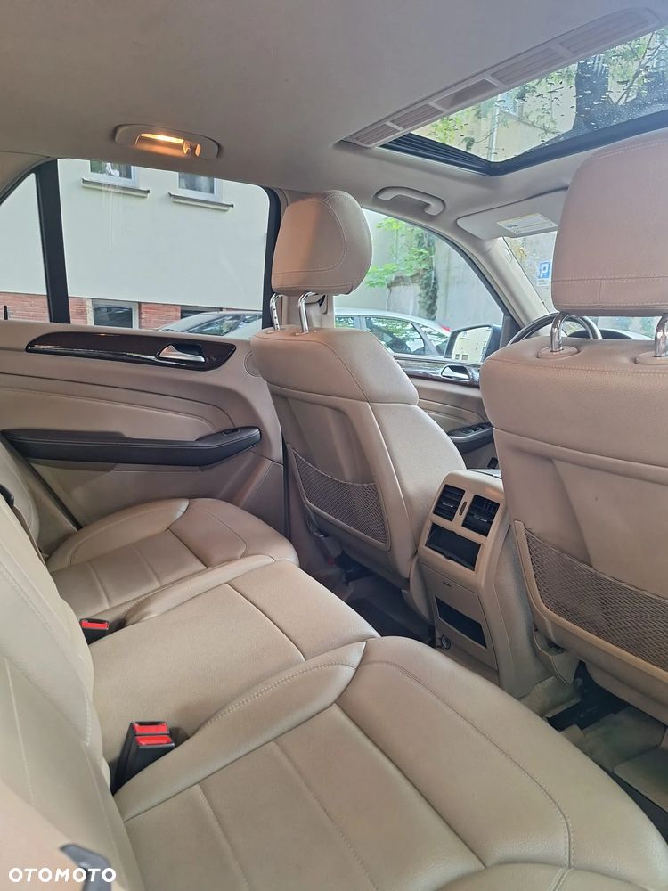 Mercedes-Benz ML 350 4MATIC BlueEFFICIENCY 7G-TRONIC Edition 1 - 9