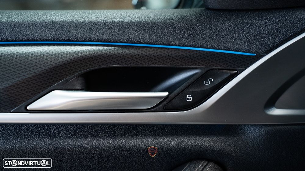 BMW 530 e Pack M - 18