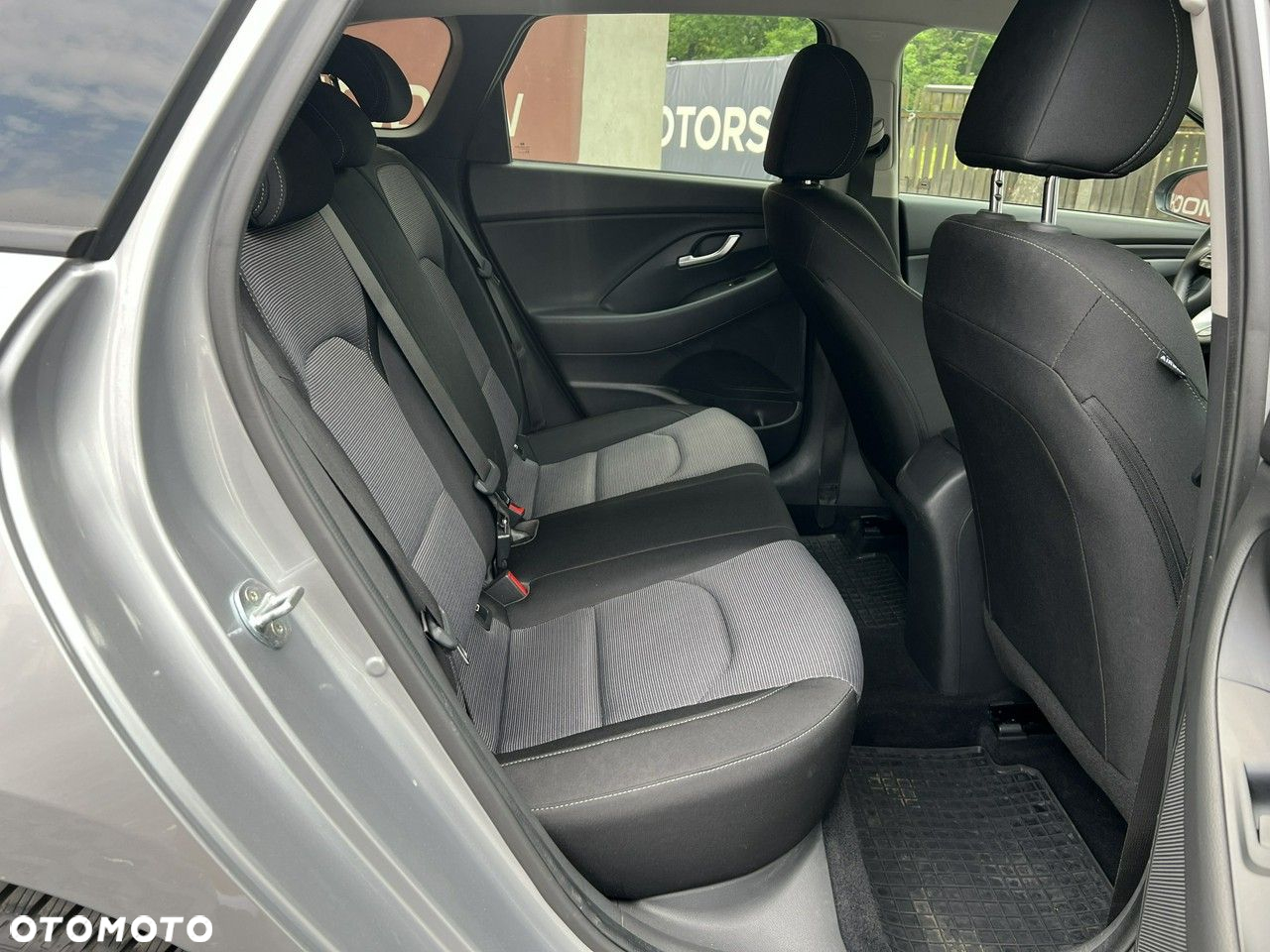 Hyundai i30 1.5 DPI Modern - 11