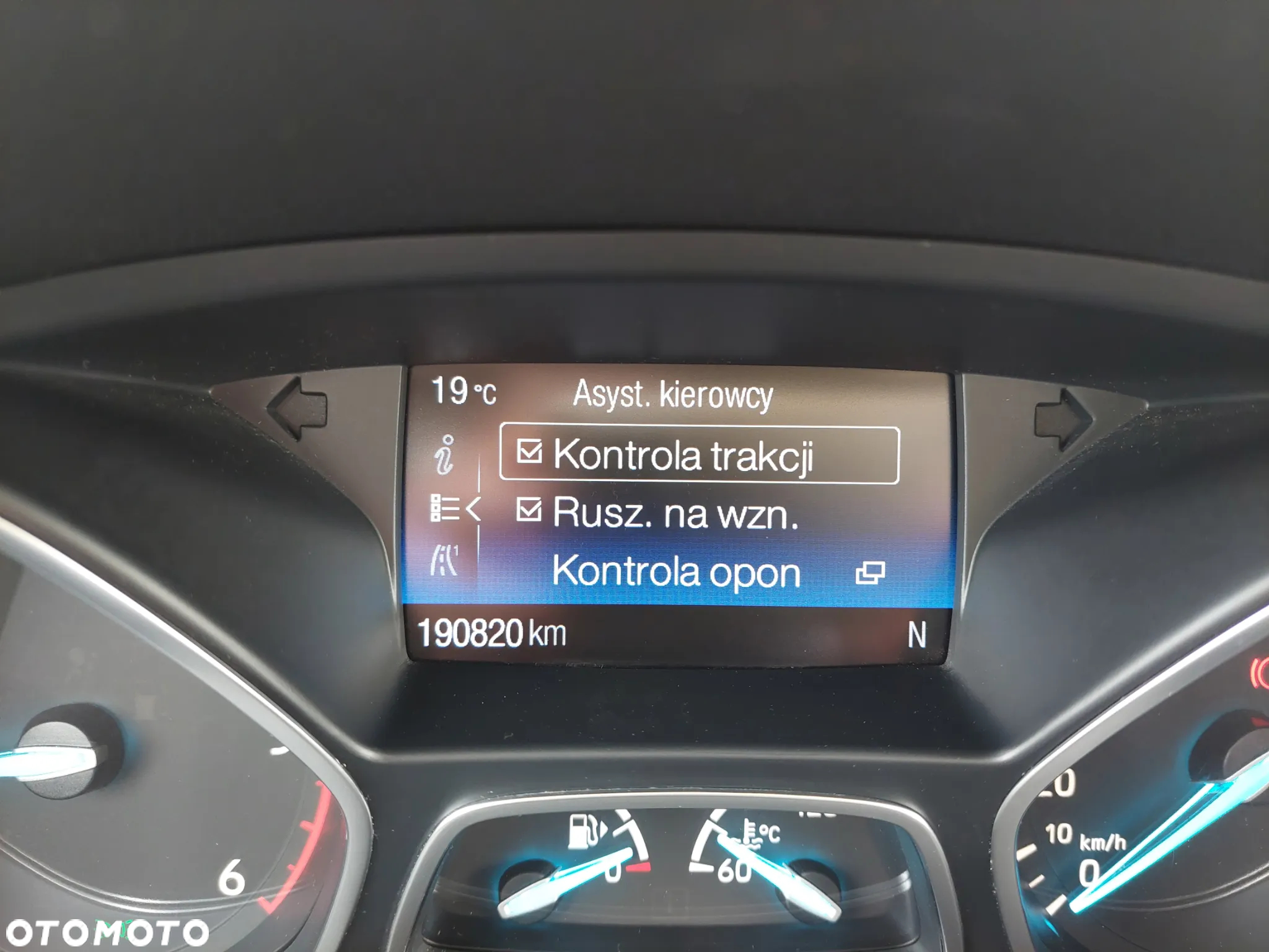 Ford Kuga 1.5 EcoBlue FWD Titanium - 16