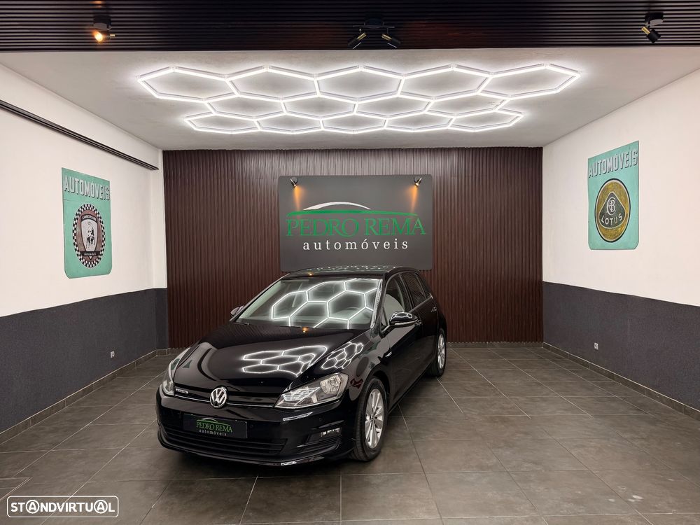 VW Golf 1.6 TDi BlueMotion Confortline - 6