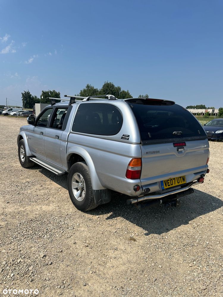 Mitsubishi L200 - 5