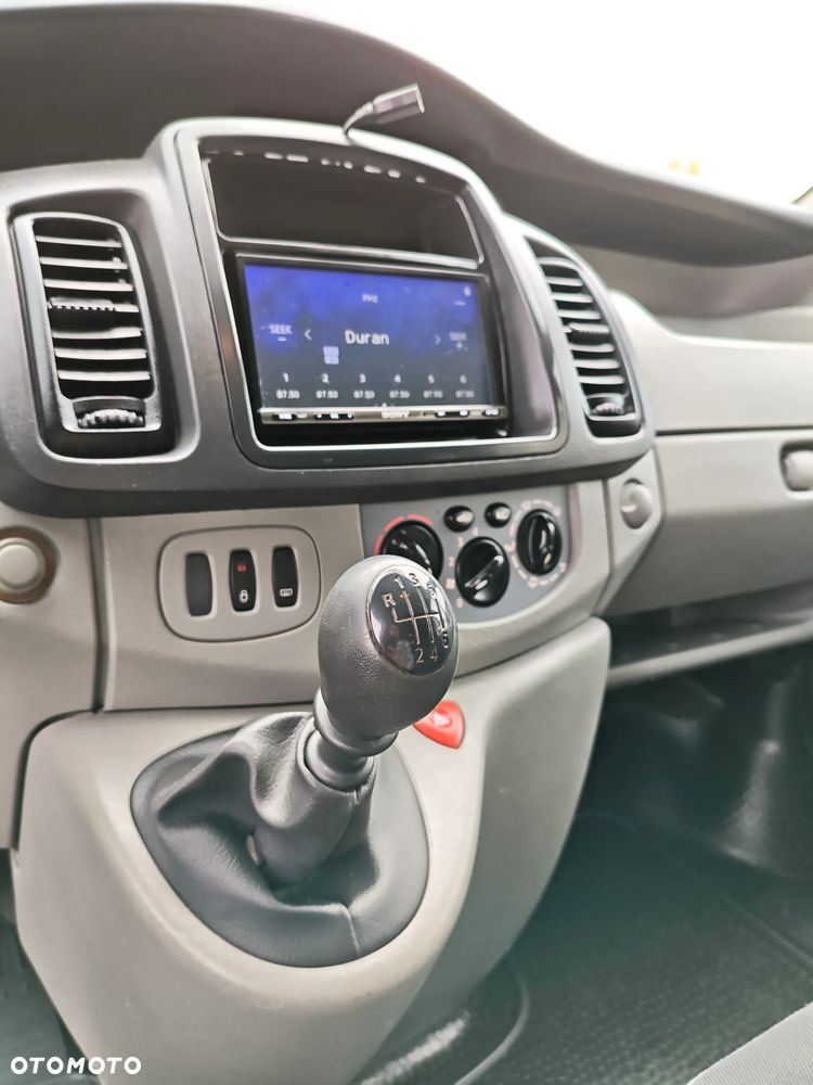 Opel Vivaro - 17