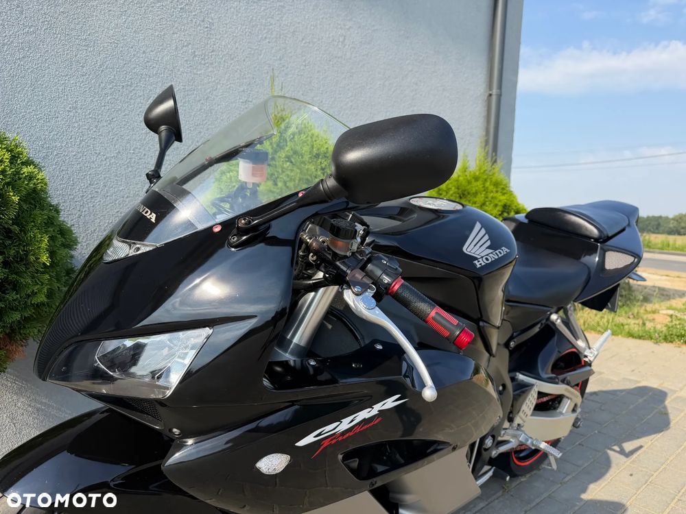 Honda CBR - 25