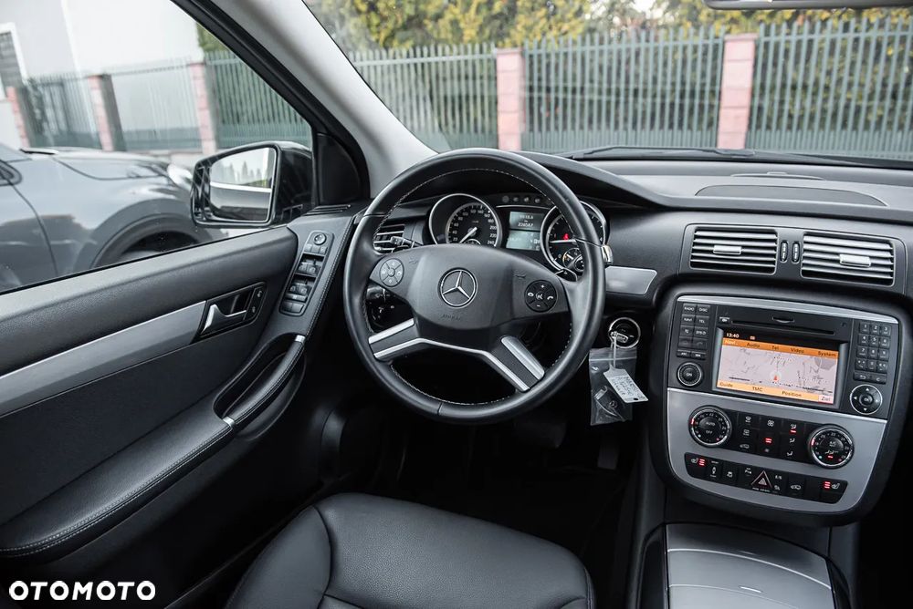 Mercedes-Benz Klasa R 350 CDI L DPF 4Matic 7G-TRONIC - 29