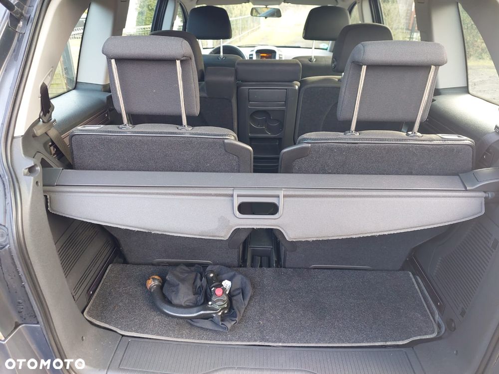 Opel Zafira - 13
