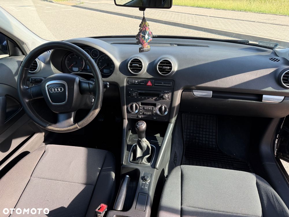 Audi A3 3-drzwiowe 1.9 TDI DPF Attraction - 11
