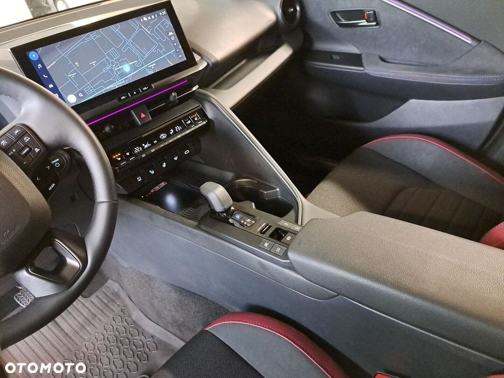 Toyota C-HR - 31