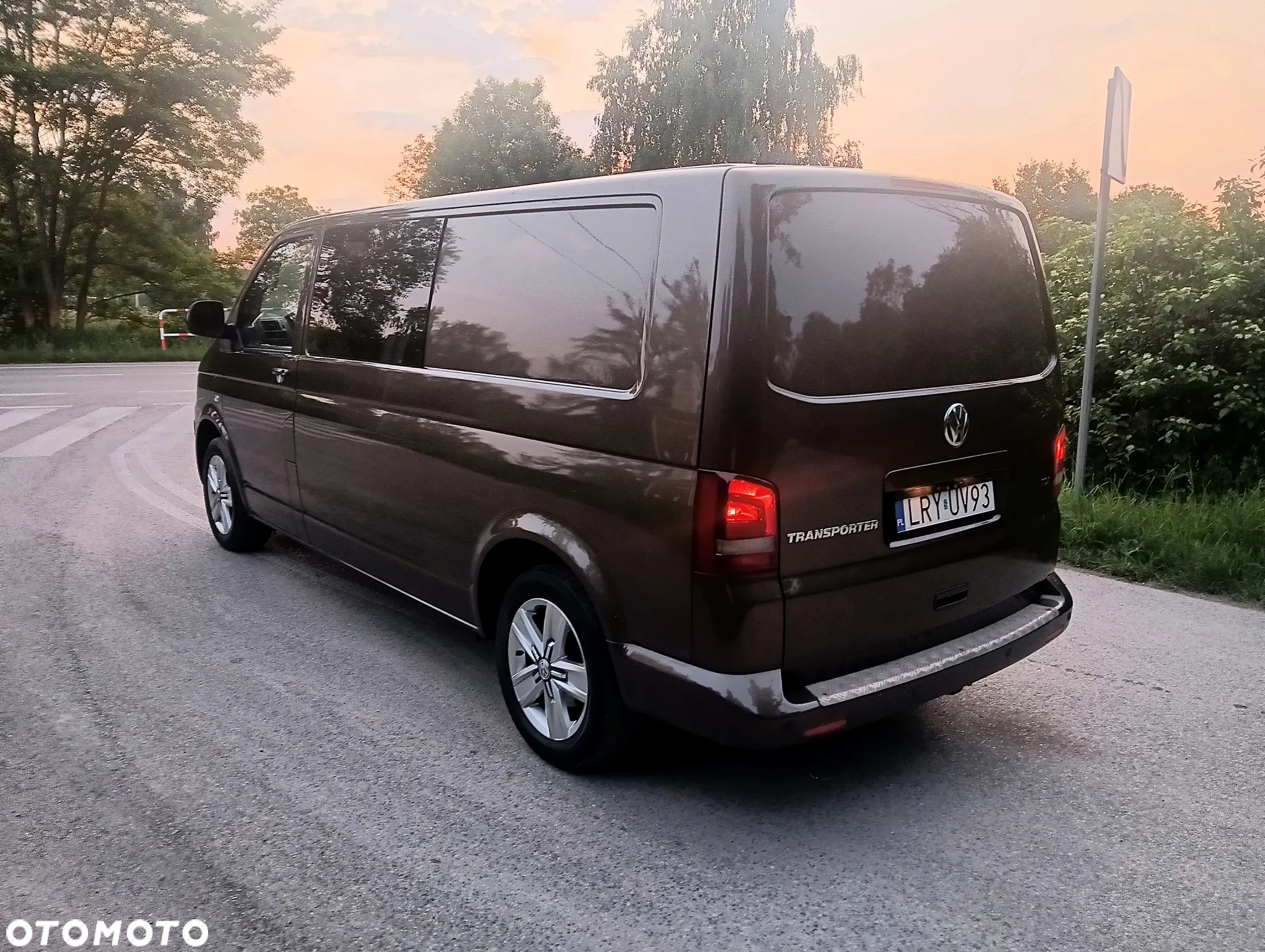Volkswagen Transporter Caravelle Kurz Comfortline - 4