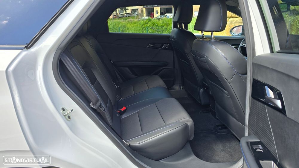 MG MG4 64 kWh Luxury - 49