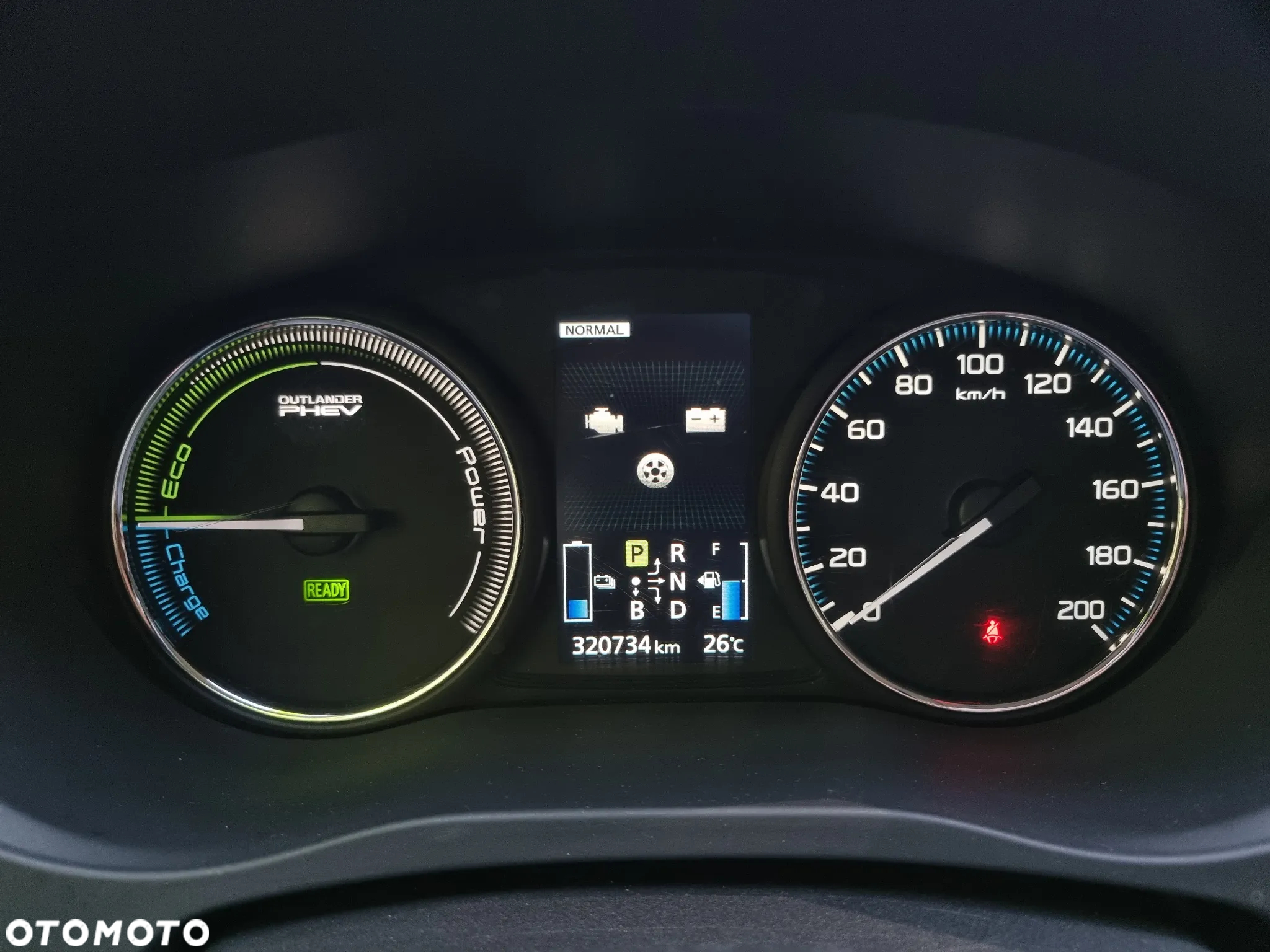 Mitsubishi Outlander PHEV Instyle NAVI + - 12