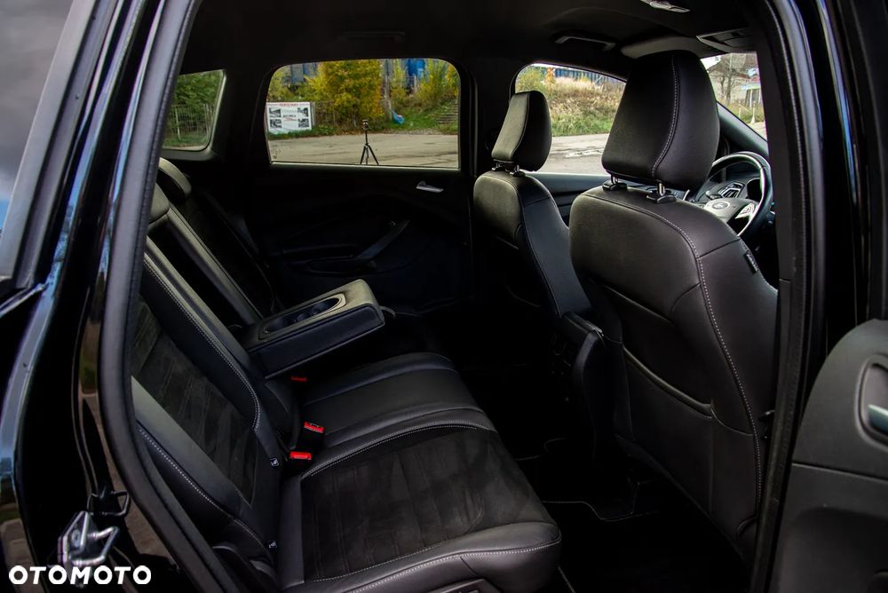 Ford Kuga 1.5 EcoBoost 4x4 ST-Line - 13
