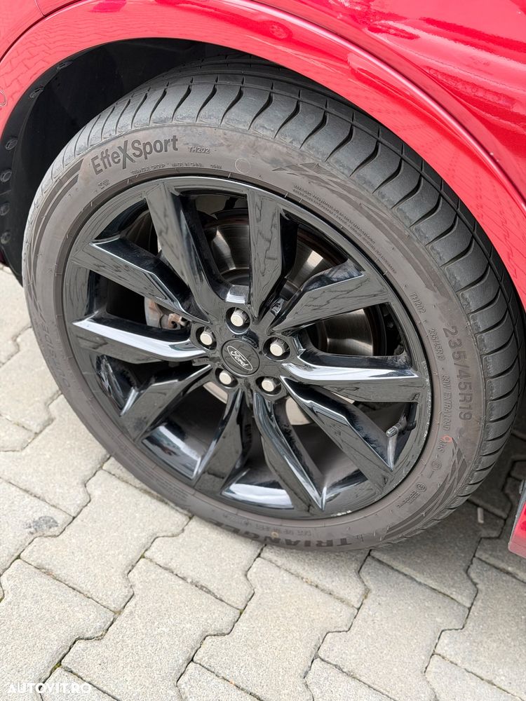 Ford Kuga 2.0 TDCi 4x4 ST-Line - 7