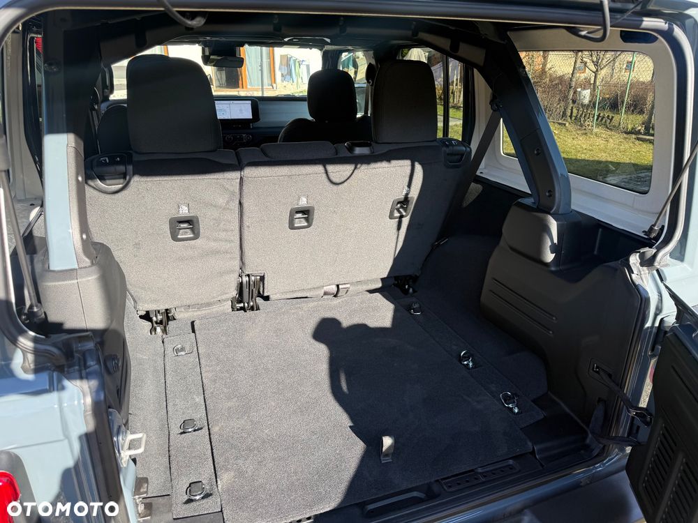 Jeep Wrangler 2.0 T-GDI Hardtop AWD Automatik Sport - 12