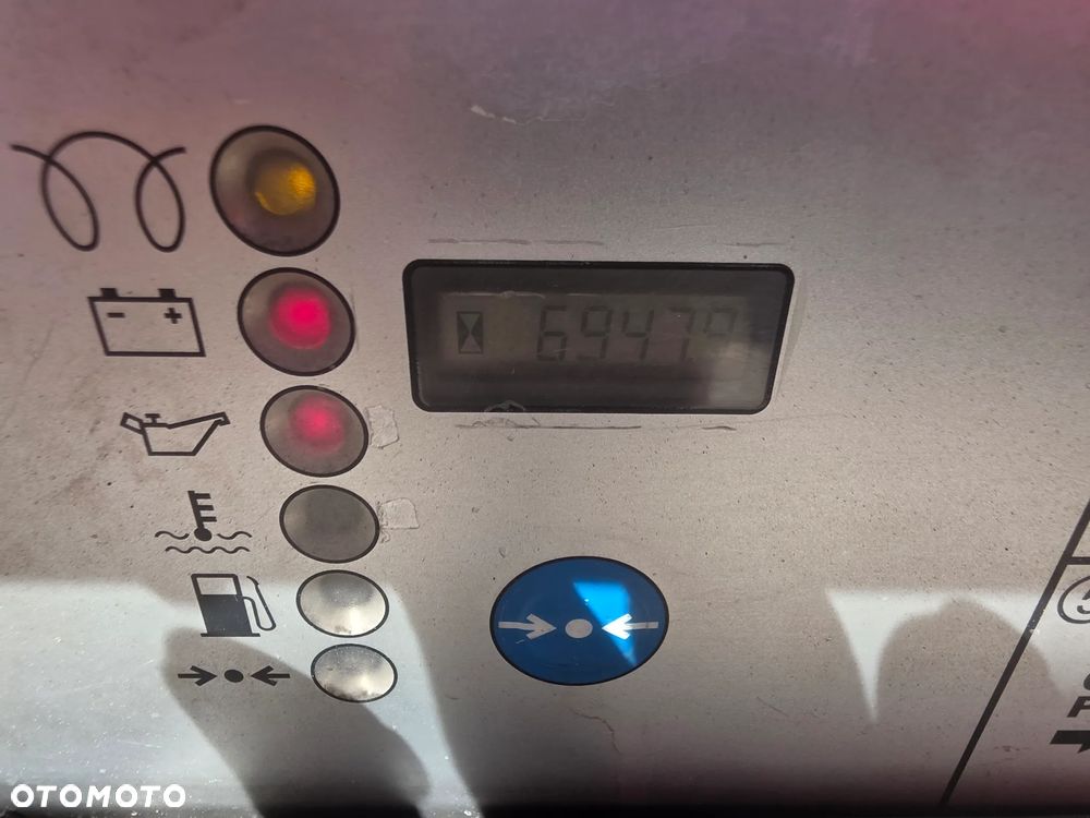 Compair C 50  5 m 3 KOMPRESOR MOBILNY KRAJOWY I WŁAŚCICIEL SERWISOWANY - 10