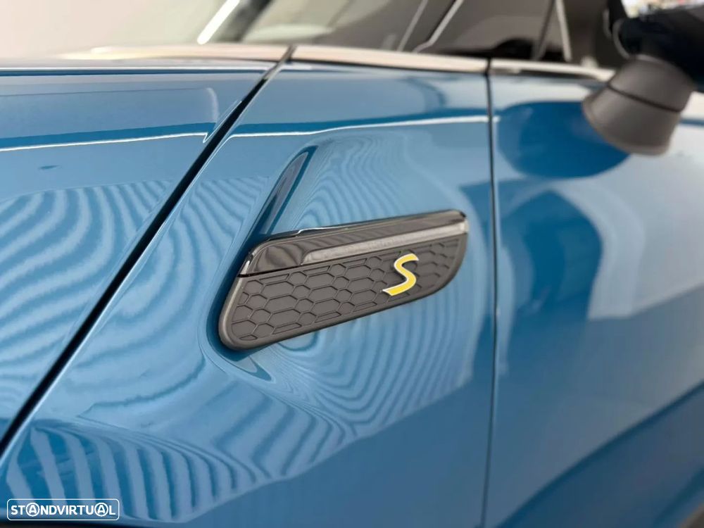 MINI 3 Portas Cooper SE Premium Essential - 14