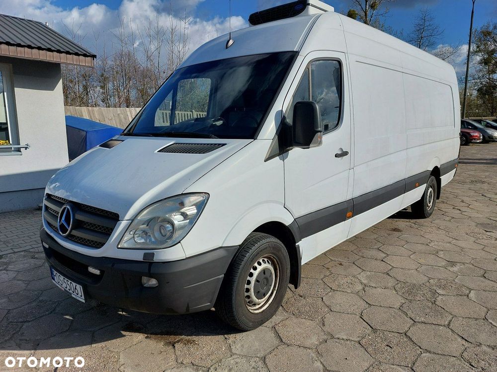 Mercedes-Benz Sprinter - 3