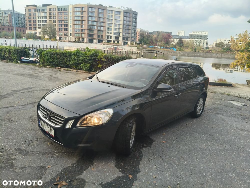 Volvo V60 T5 Kinetic - 4