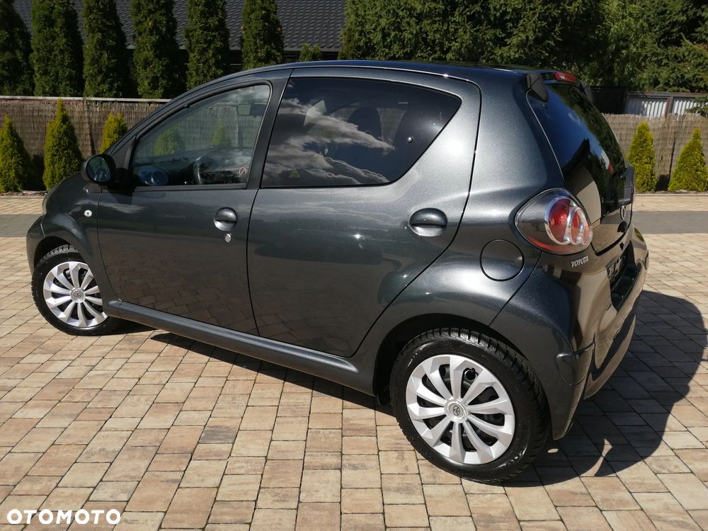 Toyota Aygo 1.0 VVT-i Luna EU5 - 9