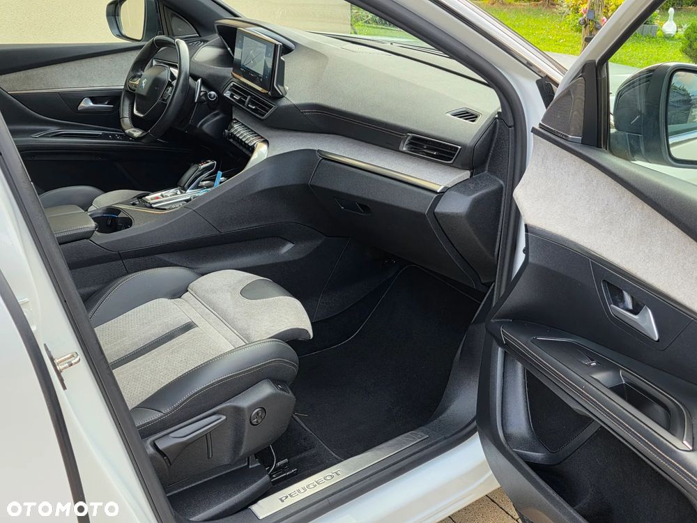 Peugeot 3008 1.6 PureTech Hybrid4 PHEV GT S&S EAT8 - 27