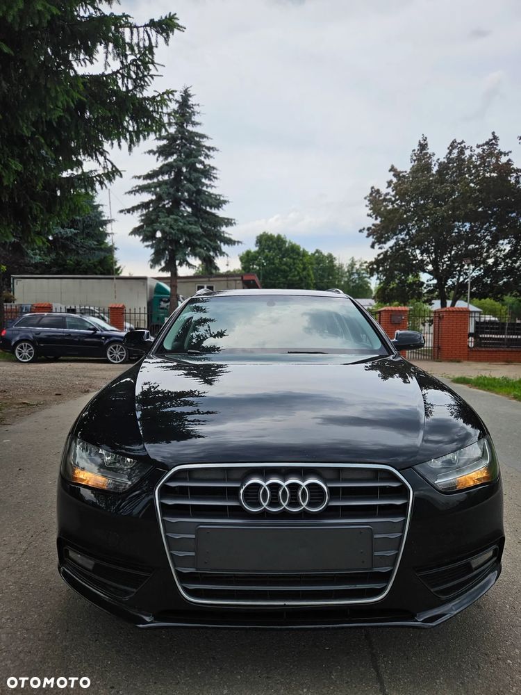 Audi A4 Avant 2.0 TDI - 11