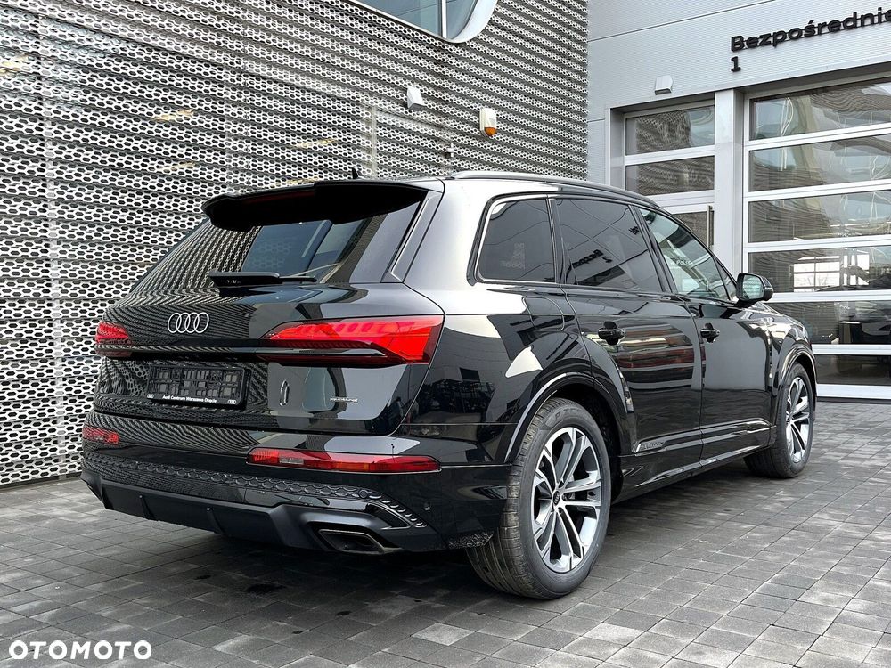 Audi Q7 - 9