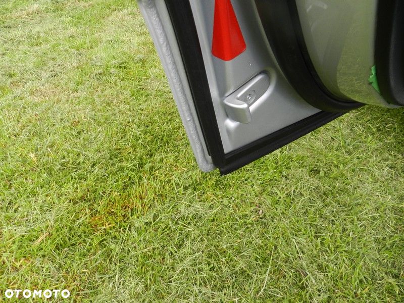 BMW Seria 5 - 33