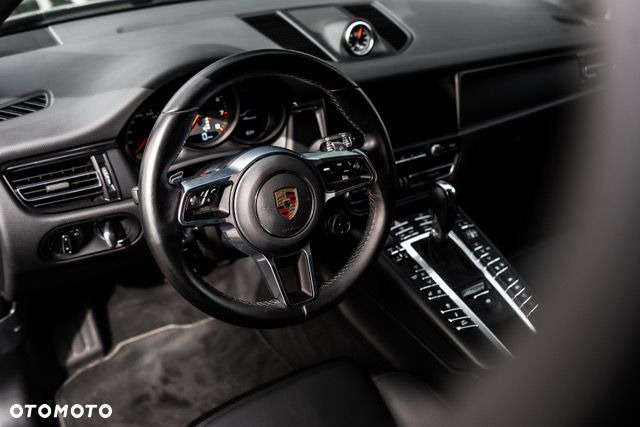 Porsche Macan - 8