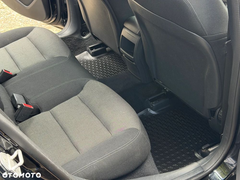 Mercedes-Benz Klasa A 180 d BlueEFFICIENCY Edition Style - 19