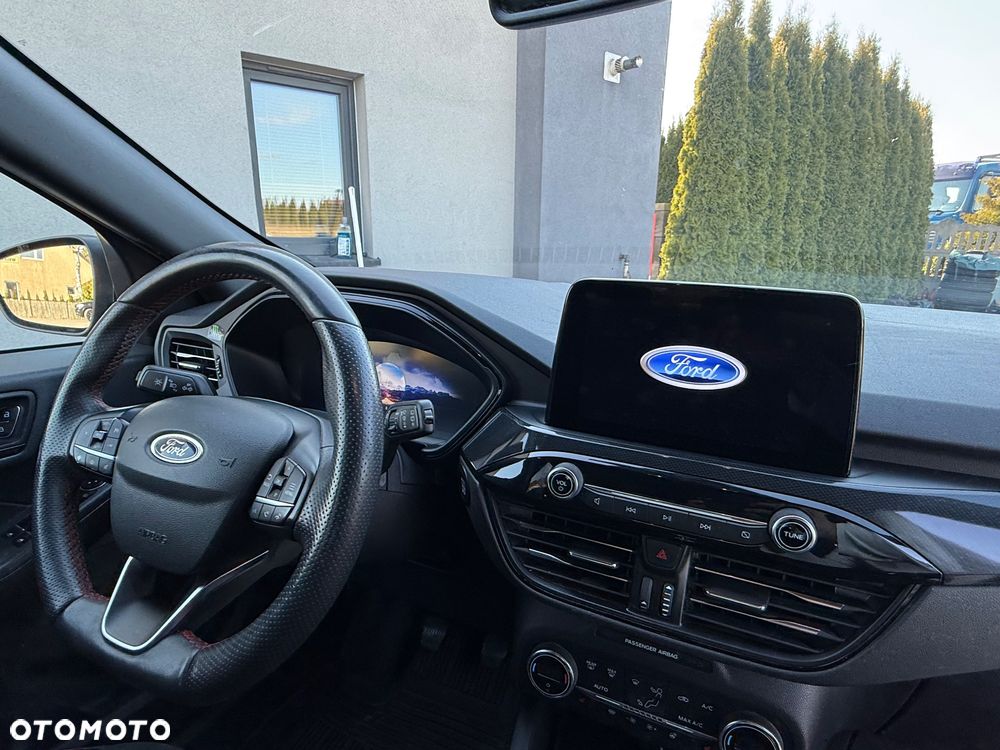 Ford Kuga 2.0 EcoBlue Hybrid ST-LINE X - 19