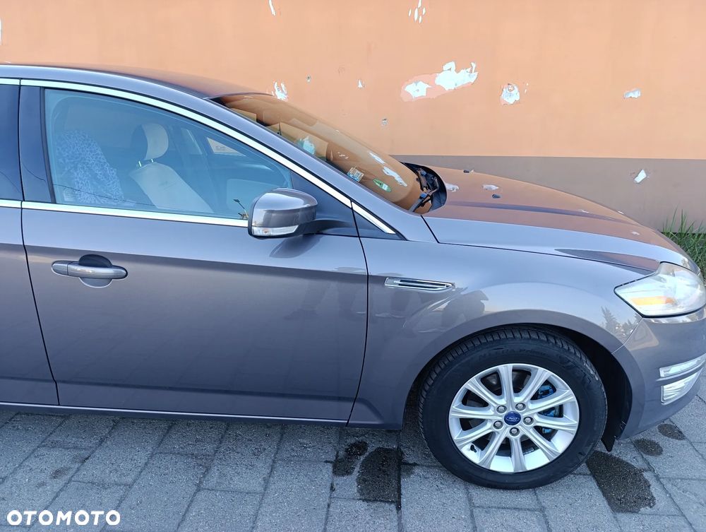 Ford Mondeo 2.0 TDCi Ambiente - 11