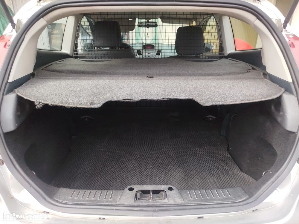 Ford Fiesta 1.4 TDCI Titanium - 5