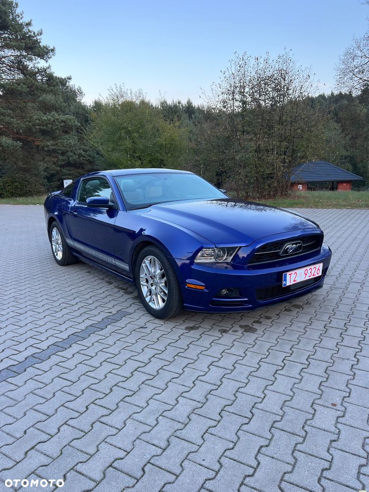 Ford Mustang 3.7 V6 Premium - 2