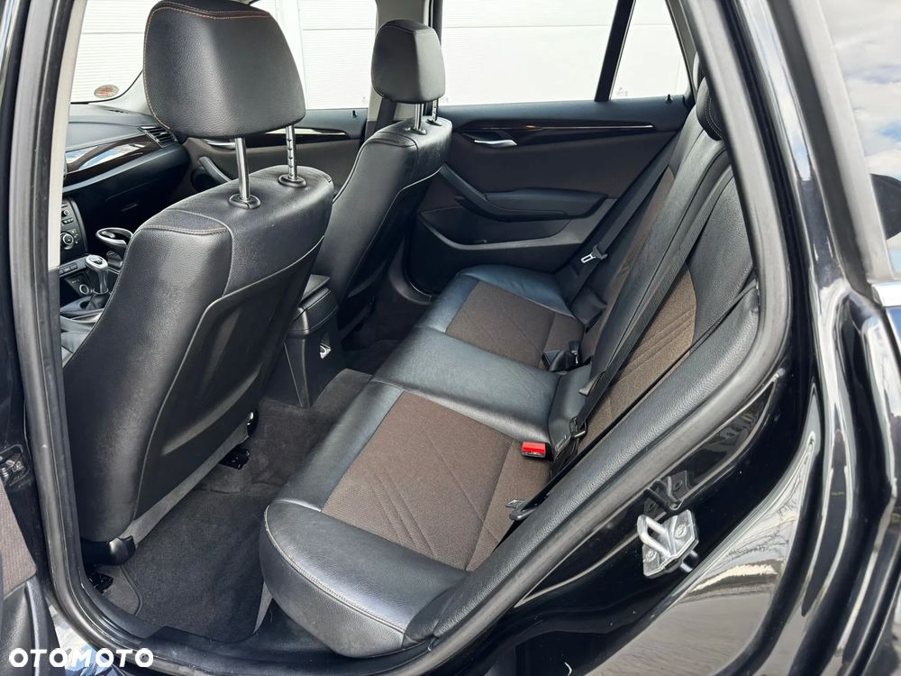 BMW X1 sDrive18d xLine - 6