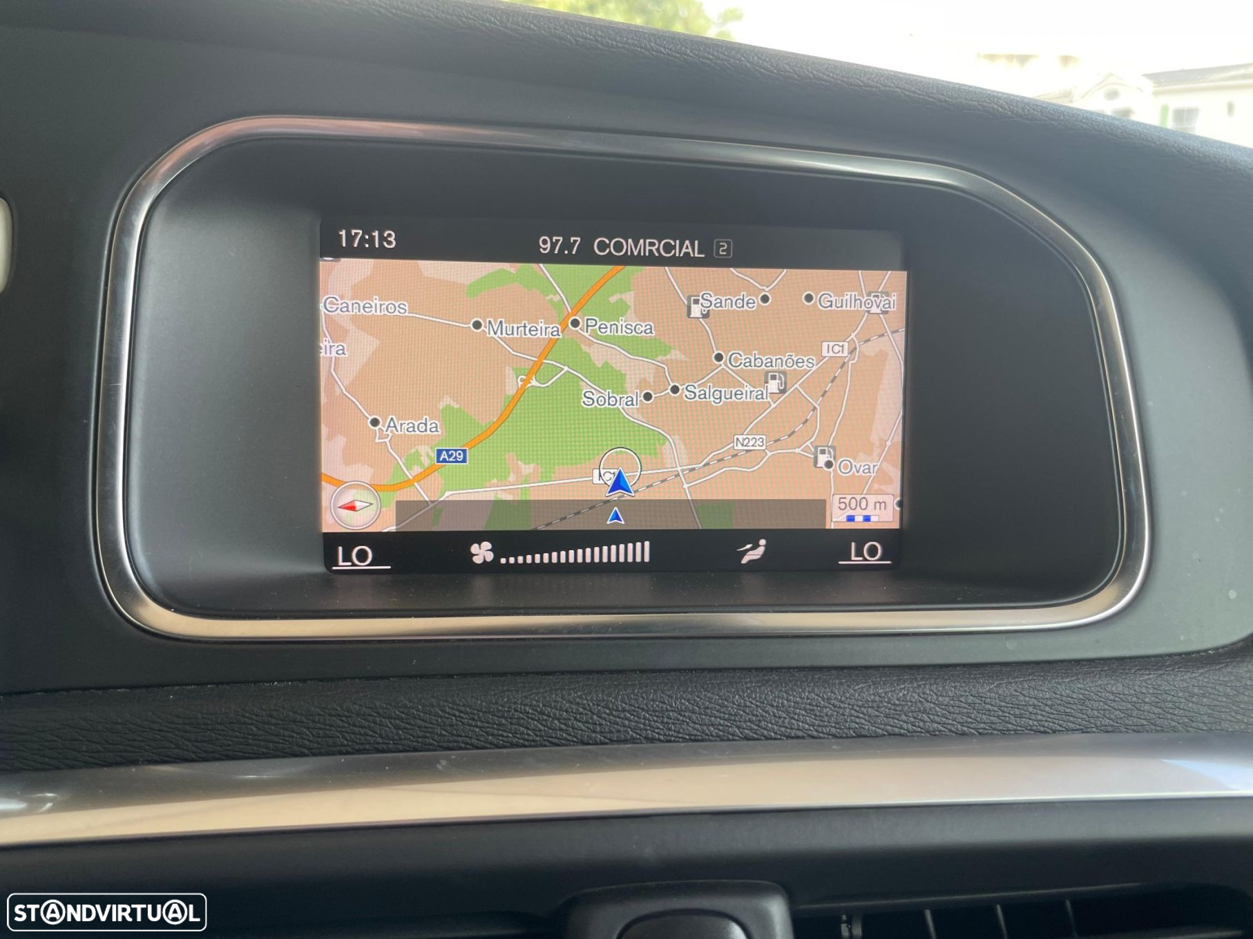 Volvo V40 2.0 D2 Momentum Eco - 23