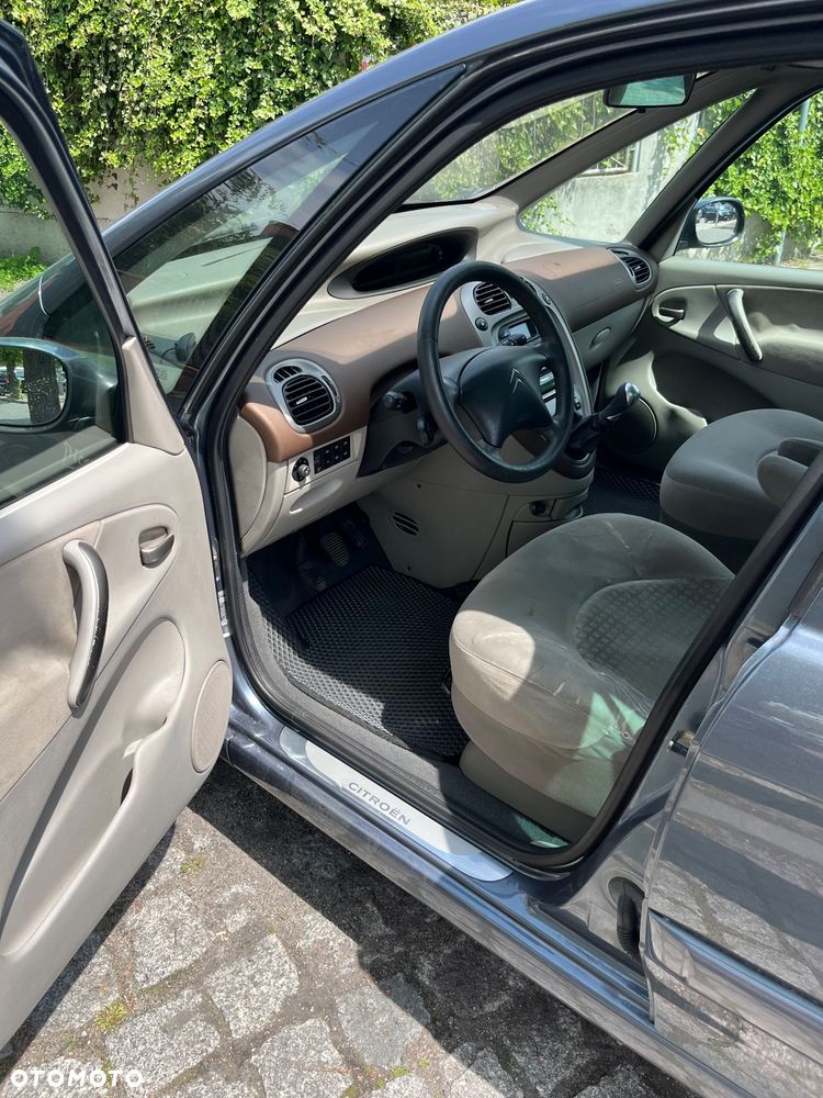 Citroën Xsara Picasso 2.0 HDI Exclusive - 10