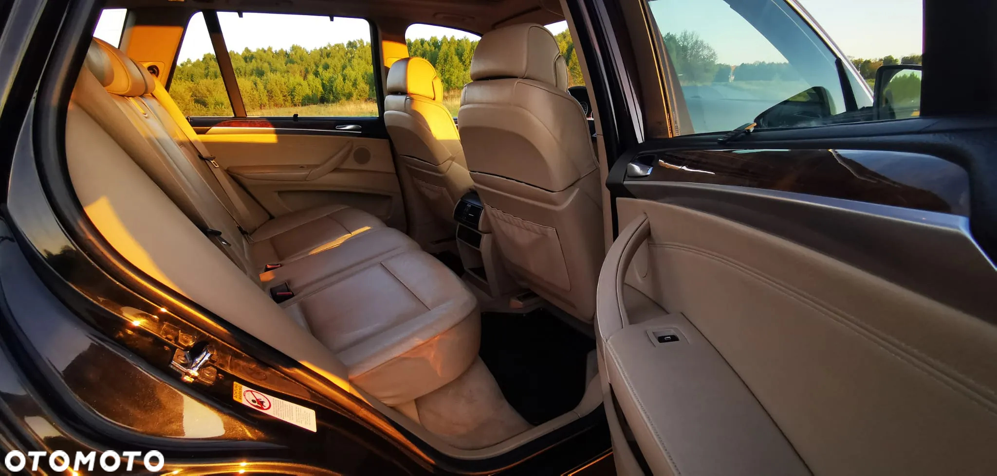 BMW X5 4.8i xDrive - 25