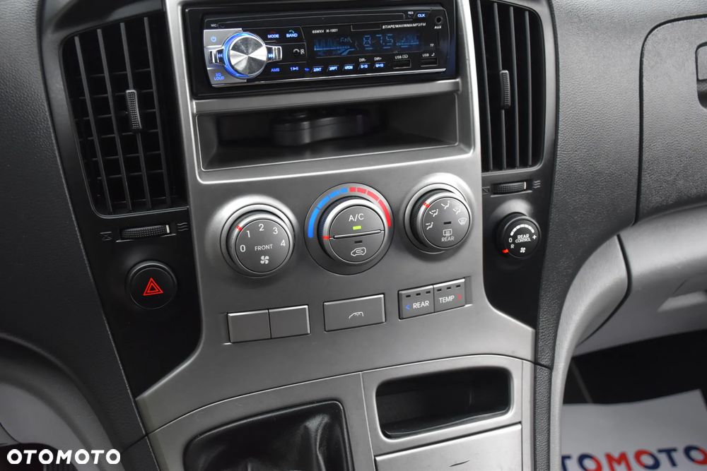 Hyundai H-1 2.5 CRDi Travel Comfort - 19