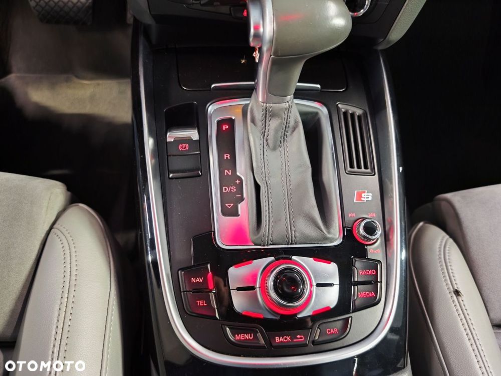 Audi Q5 2.0 TDI Quattro Sport S tronic - 11