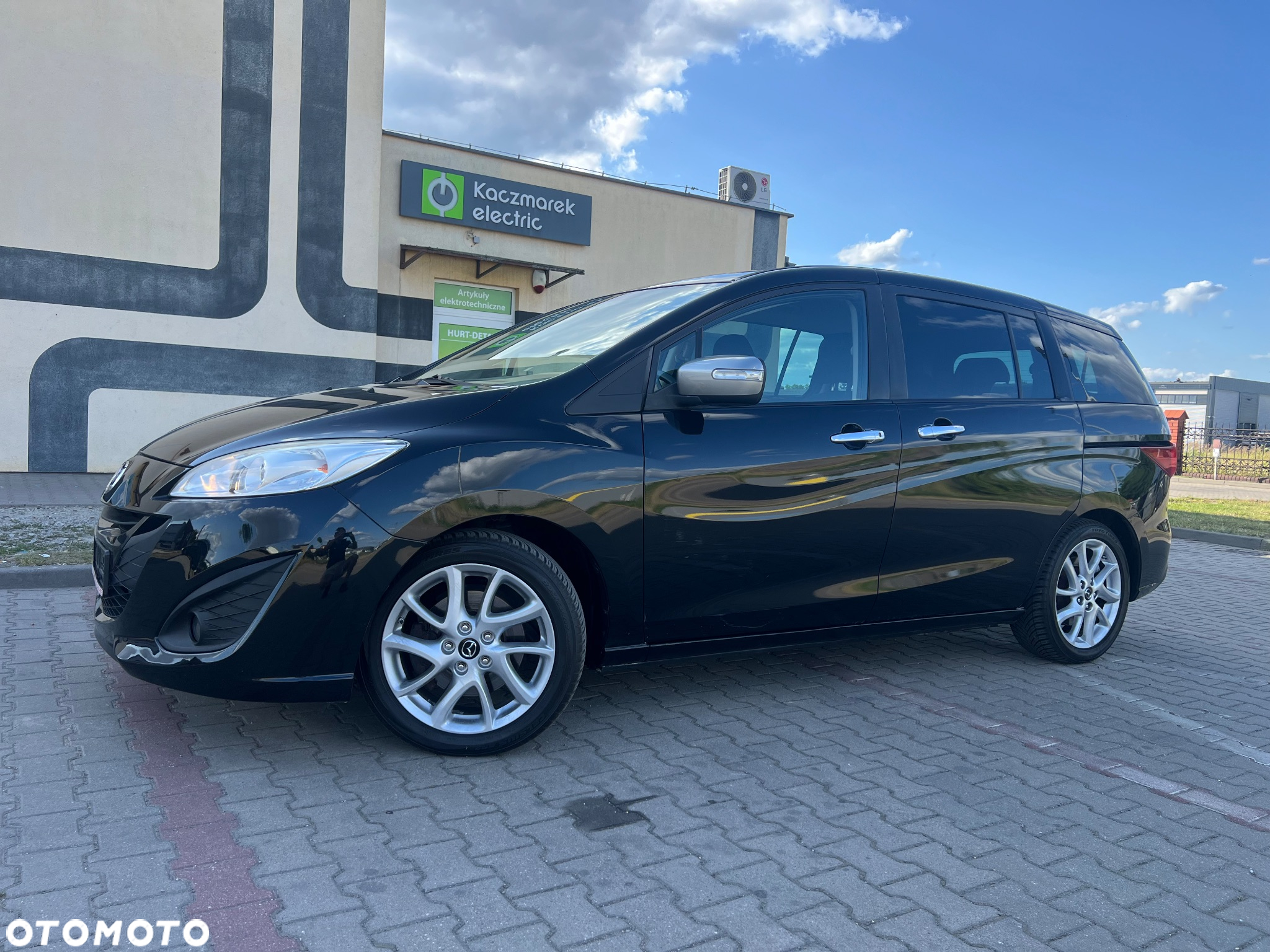 Mazda 5 1.8 Exclusive + - 16