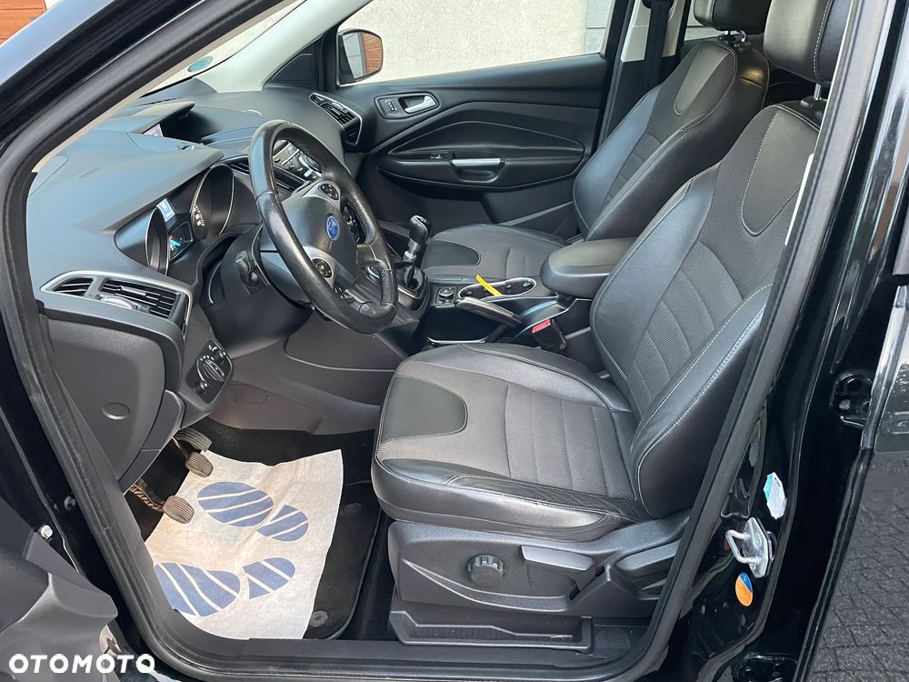 Ford Kuga 1.6 EcoBoost 2x4 Individual - 34