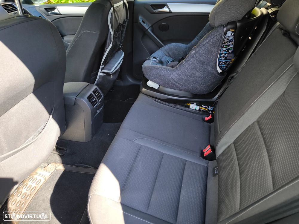 VW Golf 1.6 TDi Edition - 12