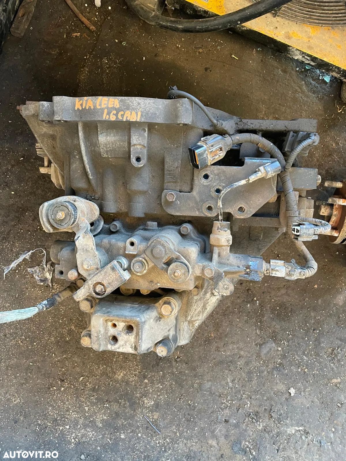Cutie viteze manuala Kia Ceed 1.6 diesel - 1