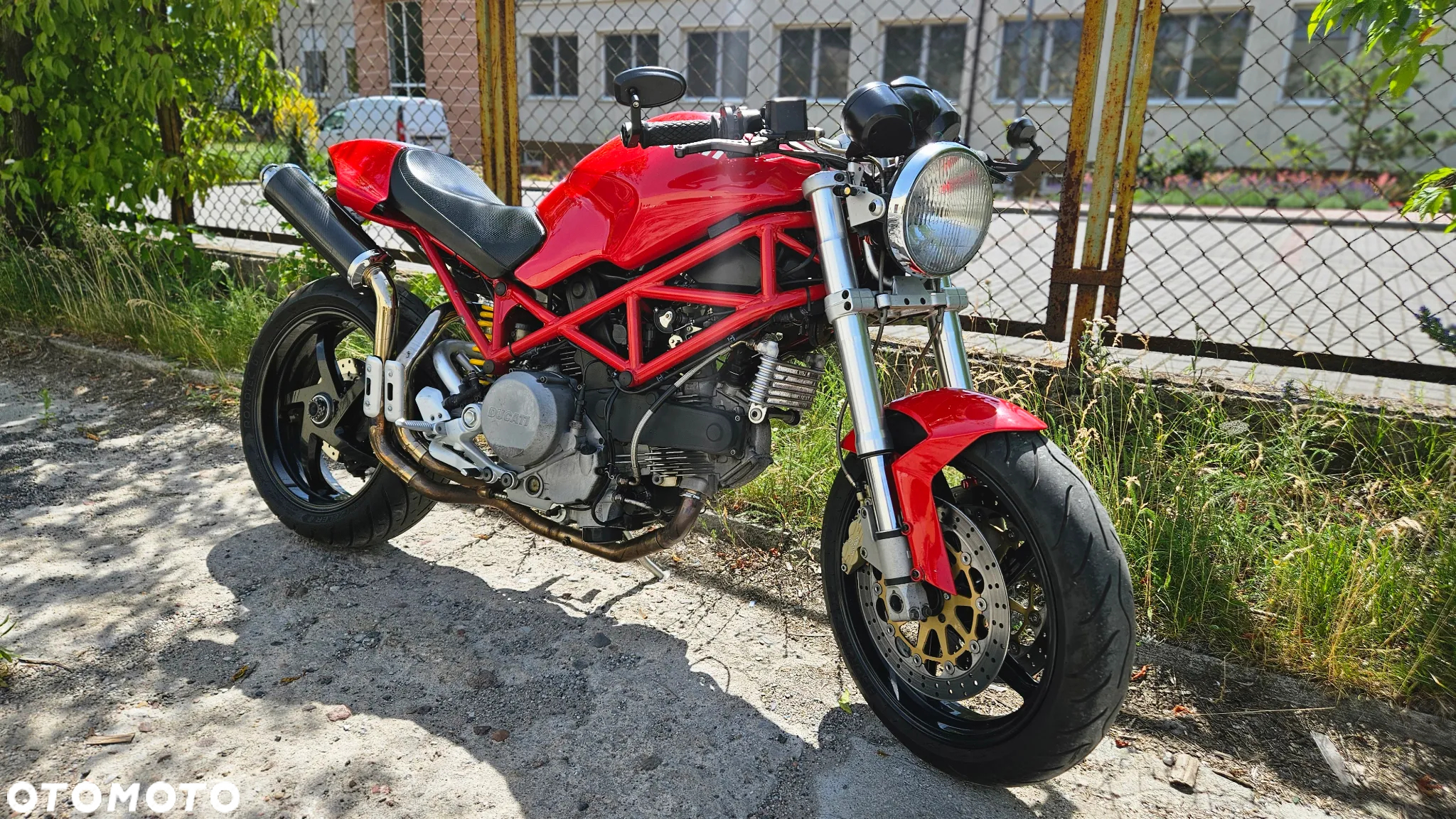 Ducati Monster - 15