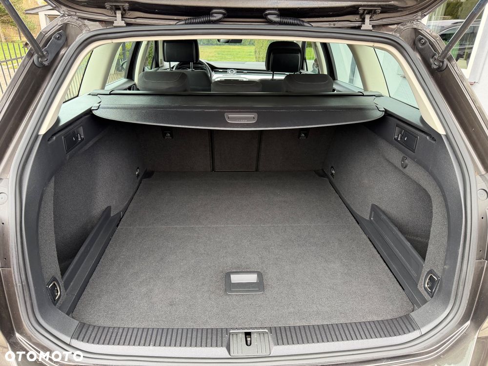 Volkswagen Passat 1.4 TSI ACT (BlueMotion Technology) DSG Comfortline - 17