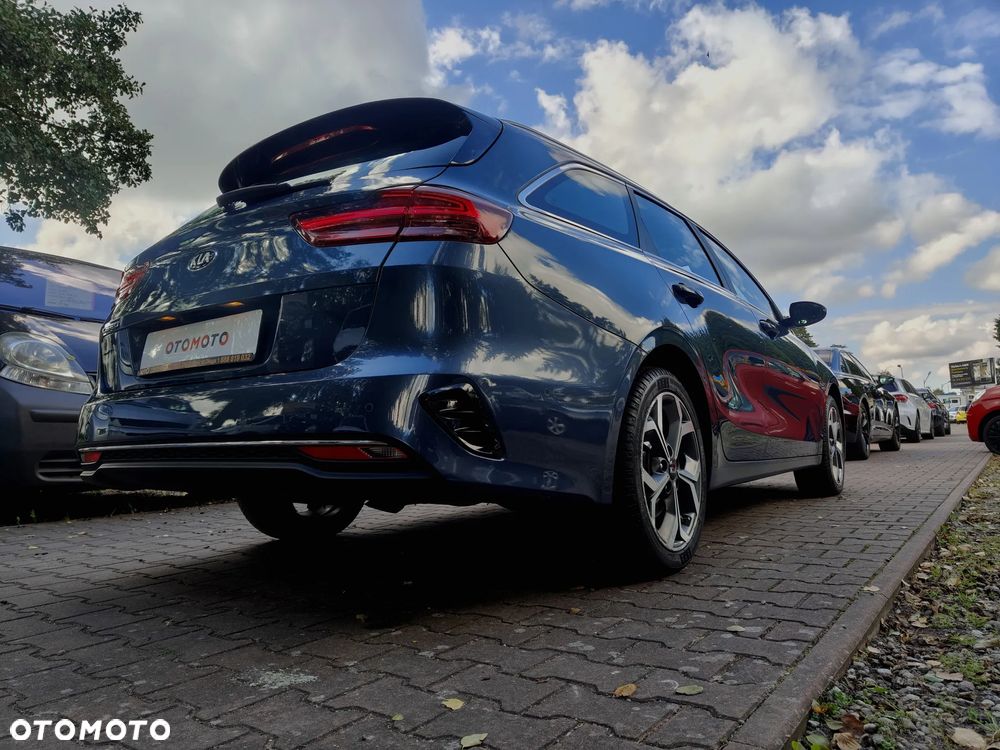 Kia Ceed 1.6 CRDi DCT Platinum Edition - 22