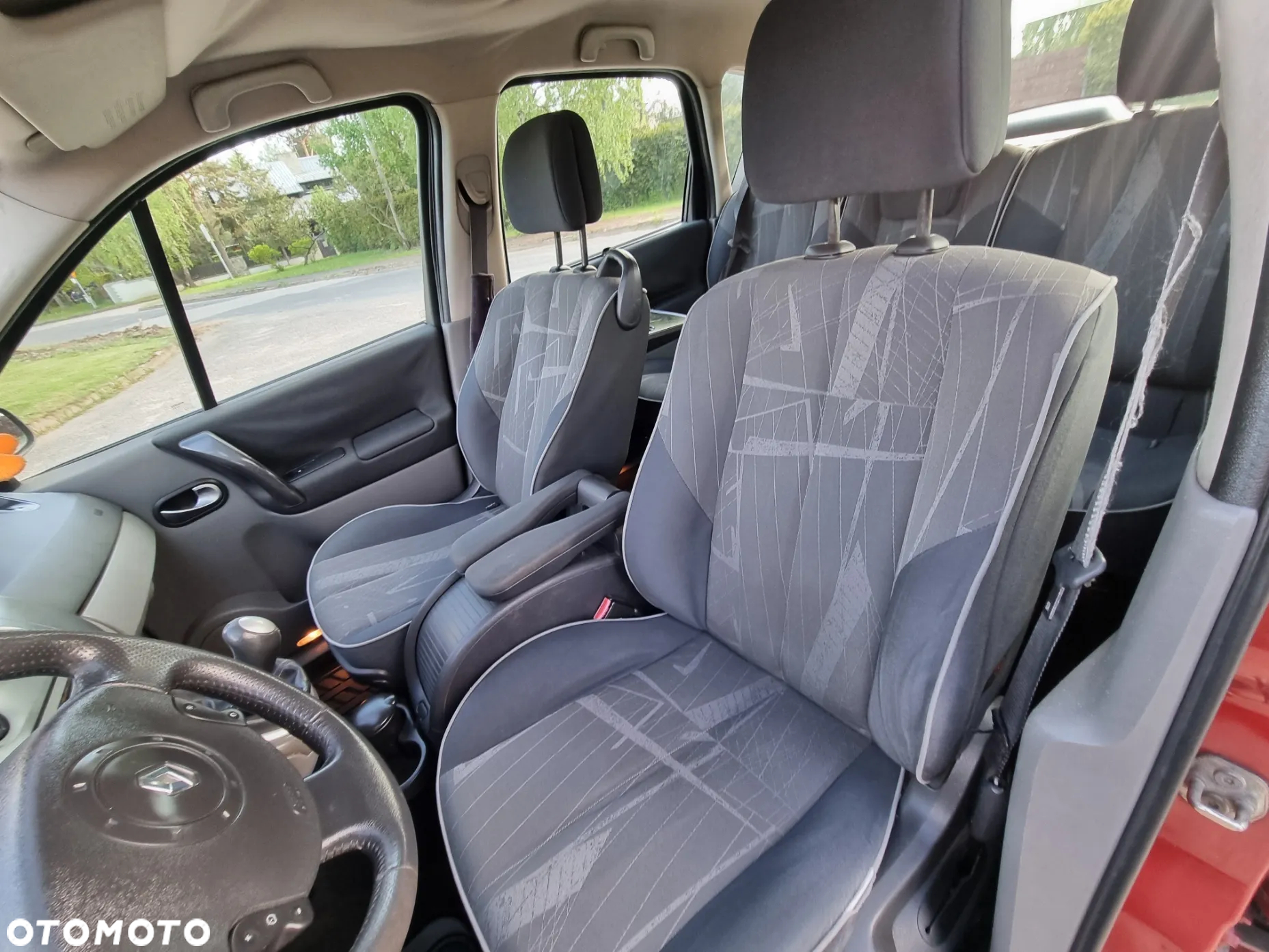 Renault Scenic 1.6 Confort Privilege - 12