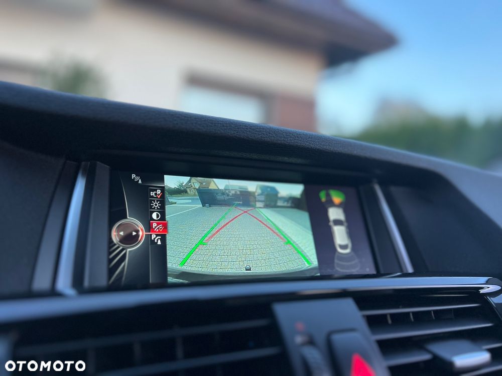 BMW X4 xDrive20d xLine - 14